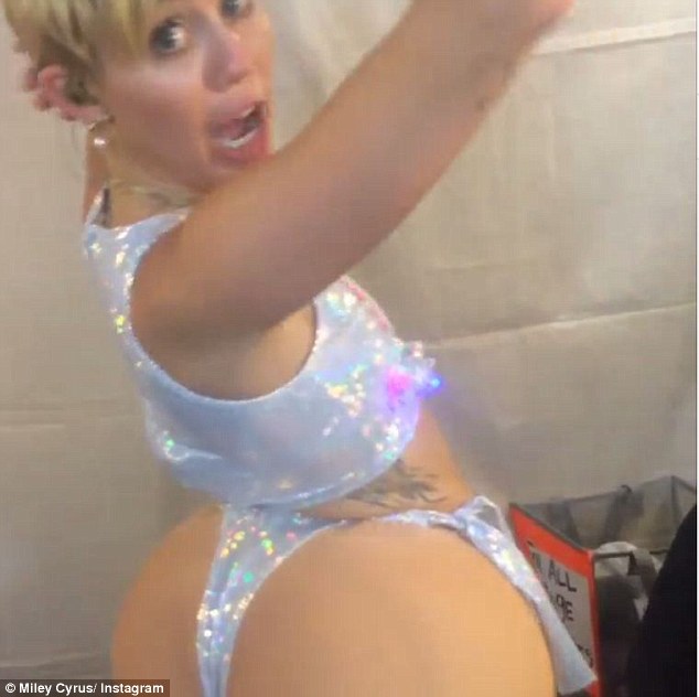 anne marie grossman recommends miley cyrus fat ass pic