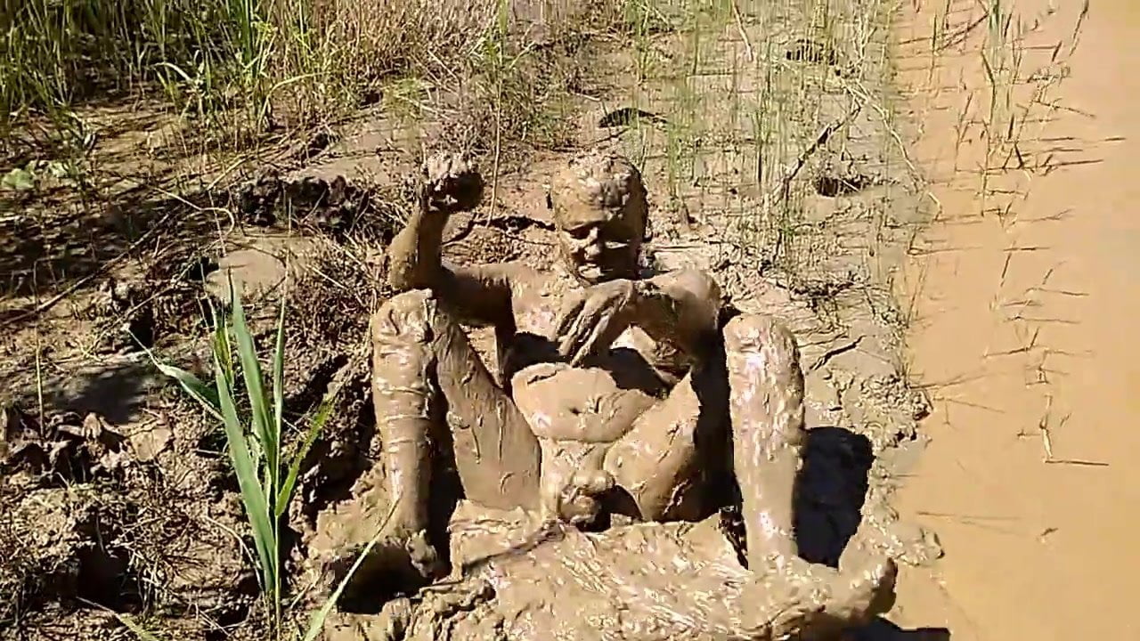 Naked Men In Mud tx sexo
