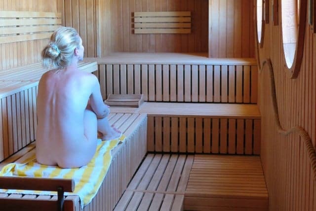 carlos perez flores share nude in a sauna photos