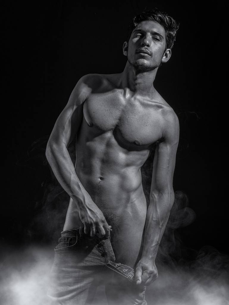 nude male model photoshoot