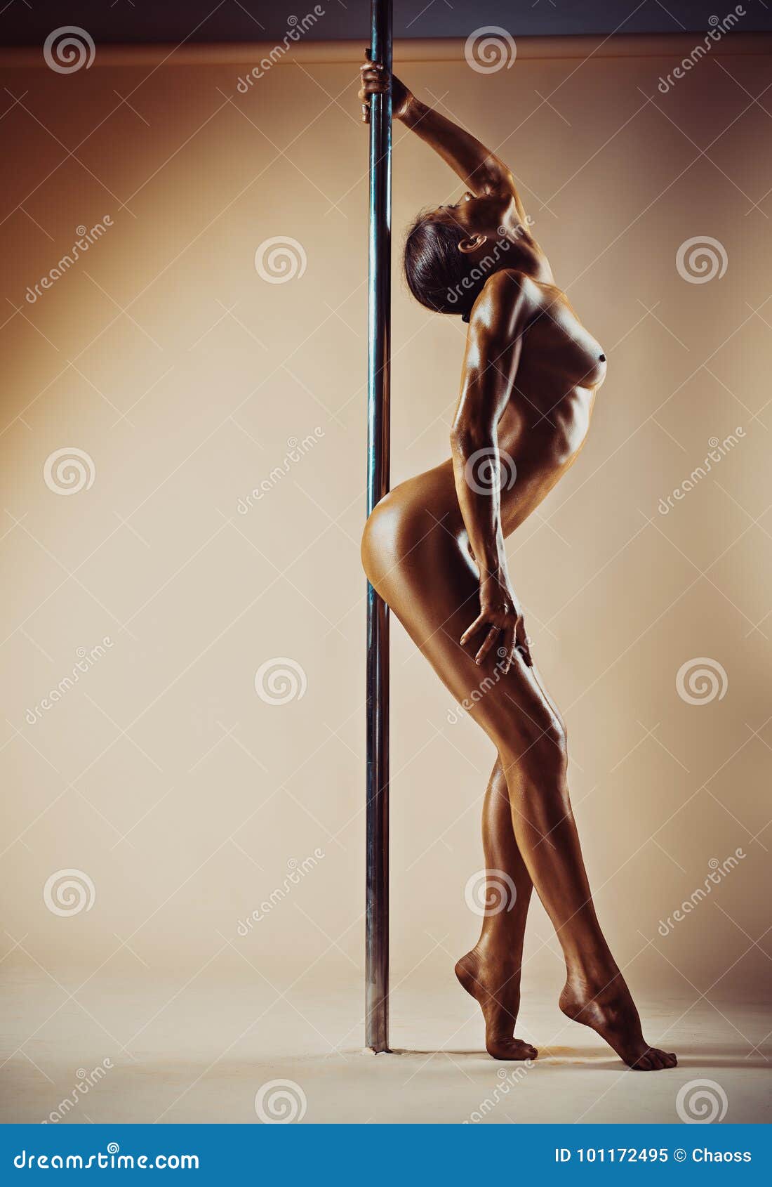 ashraf tawfik share nude women pole dancing photos