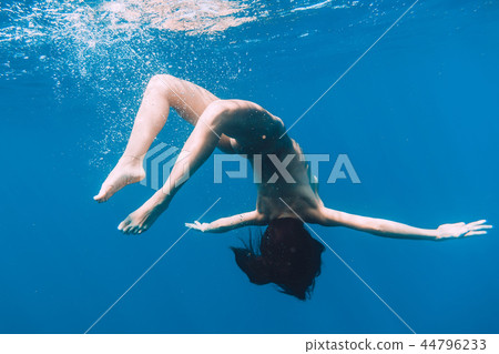 beverly toth add photo nude women swimming underwater