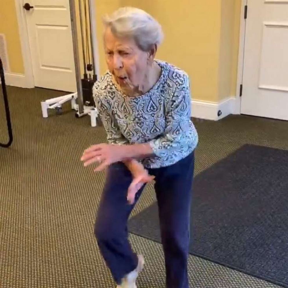 camille bonnet recommends Old Lady Doing Splits