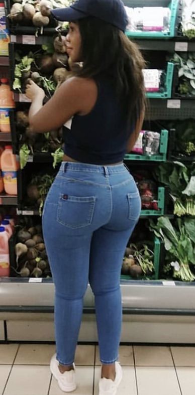 derron isaacs recommends Phat Asses In Jeans