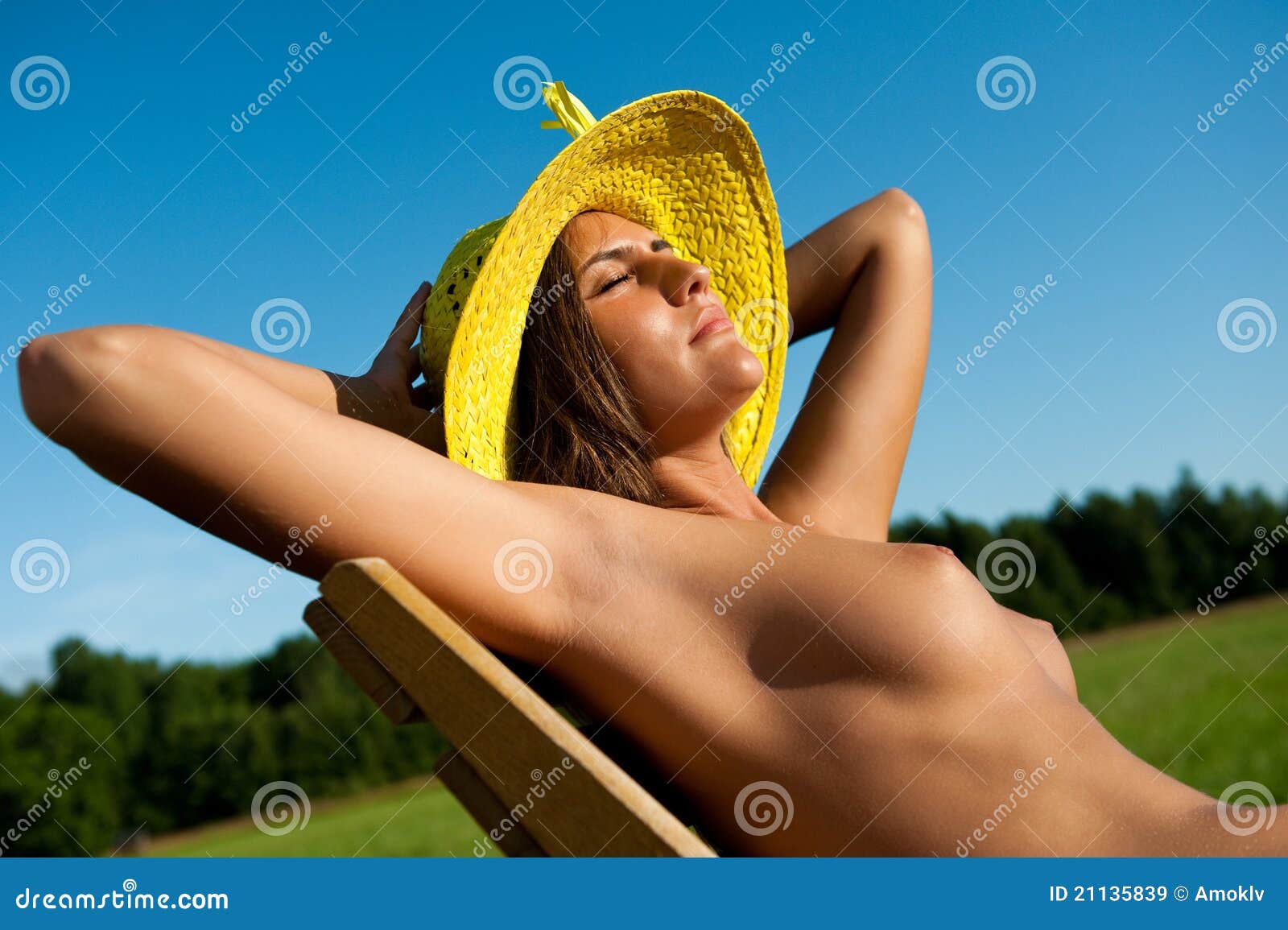 bhagavan prasad recommends Pictures Of Nude Sunbathers