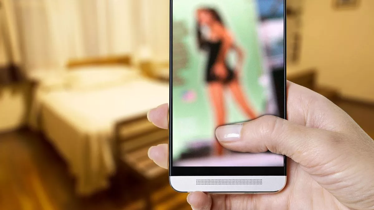 christina marie reynoso recommends porno for mobile phones pic