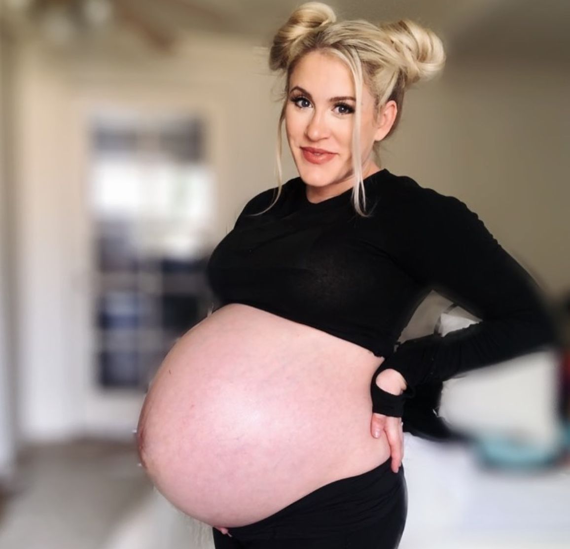 arlan d heinicke recommends pregnant bellies with triplets pic