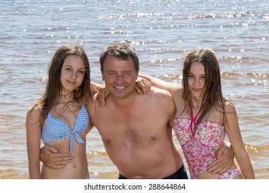 derrick england recommends real dad and daughter on beach porn pic
