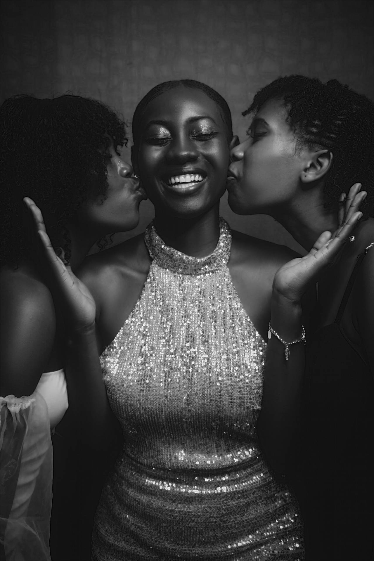 brenda gavin recommends sexy black women kissing pic