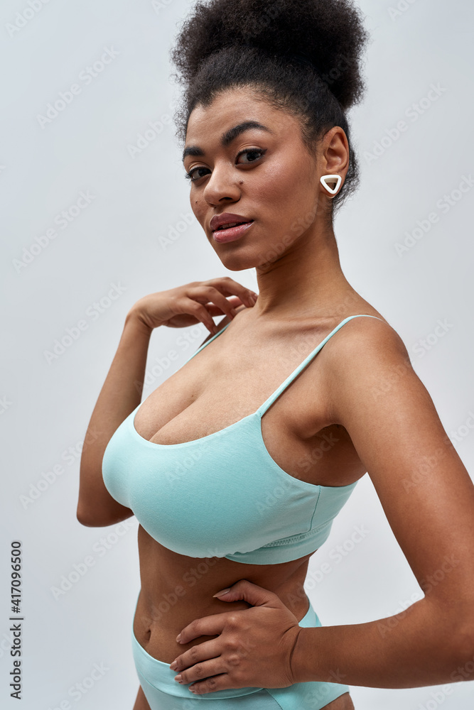 Sexy Mixed Race Women anansasims twitter