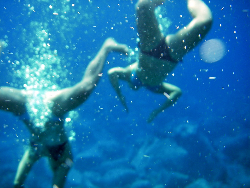 brendan coogan share woman farting under water photos